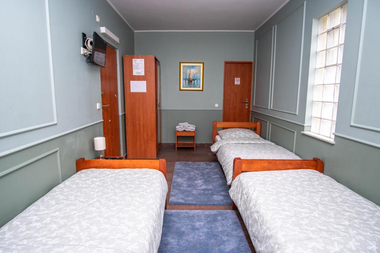 Sobe Amadeus Otel Sesvete Dış mekan fotoğraf