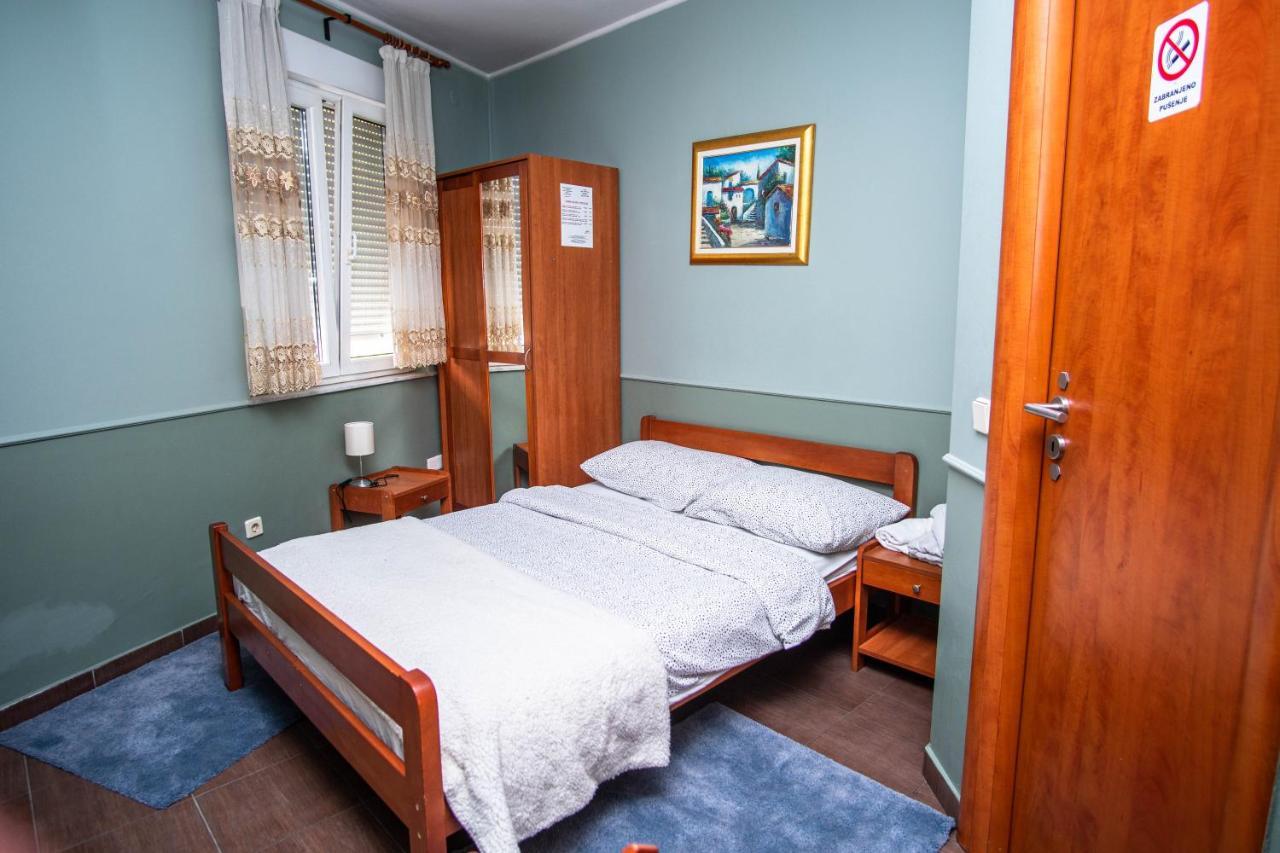 Sobe Amadeus Otel Sesvete Dış mekan fotoğraf